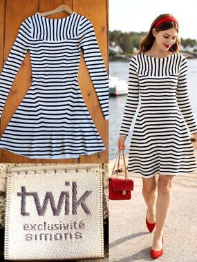 Twik Simons White Black Long Sleeves Striped Knit Dress P/S Fit & Flare